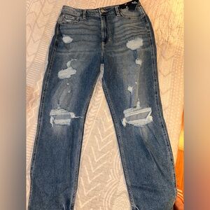 Hollister Destroyed “mom jeans”